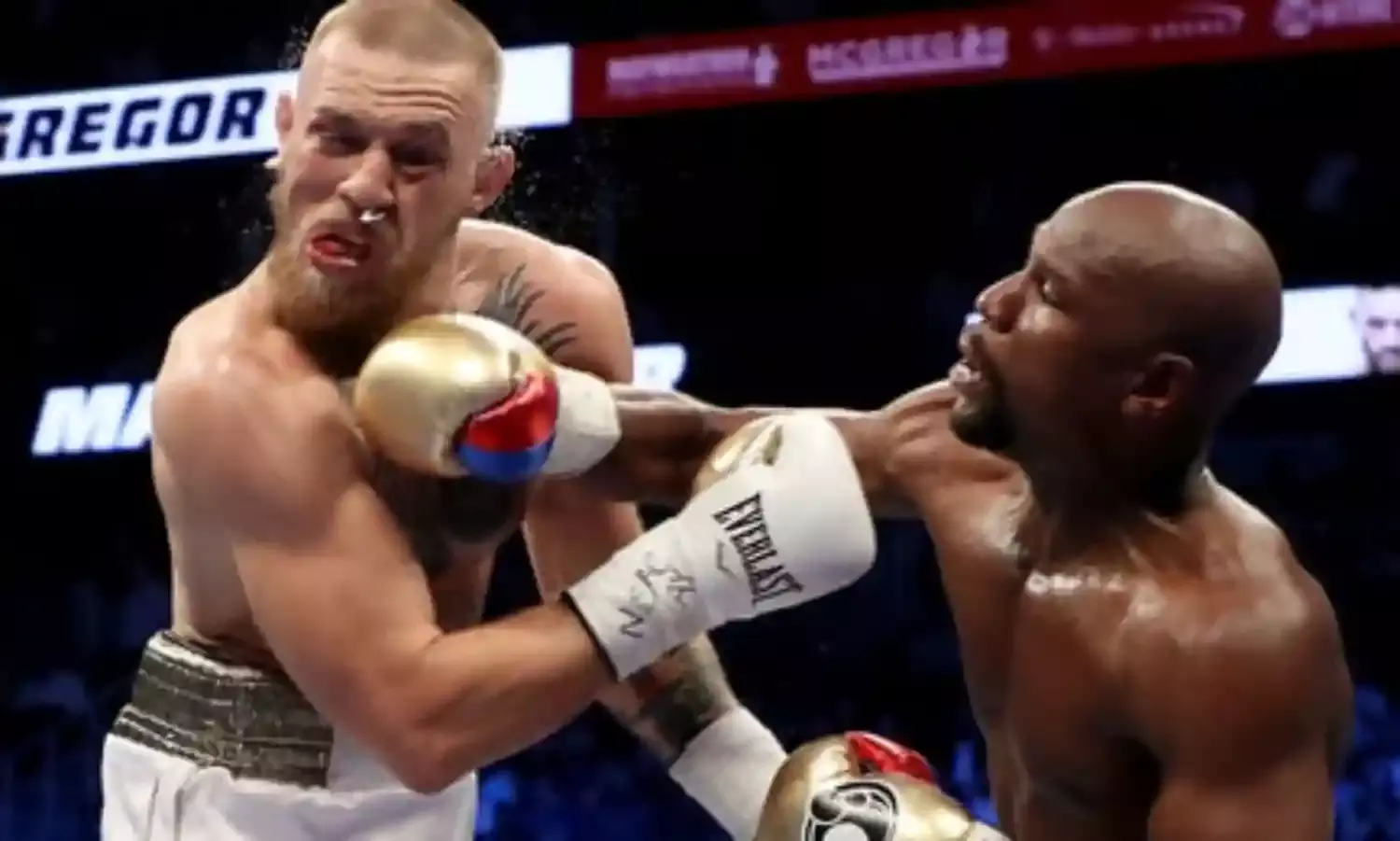 MAYWEATHER DEFEATS McGREGOR IN 10TH ROUND