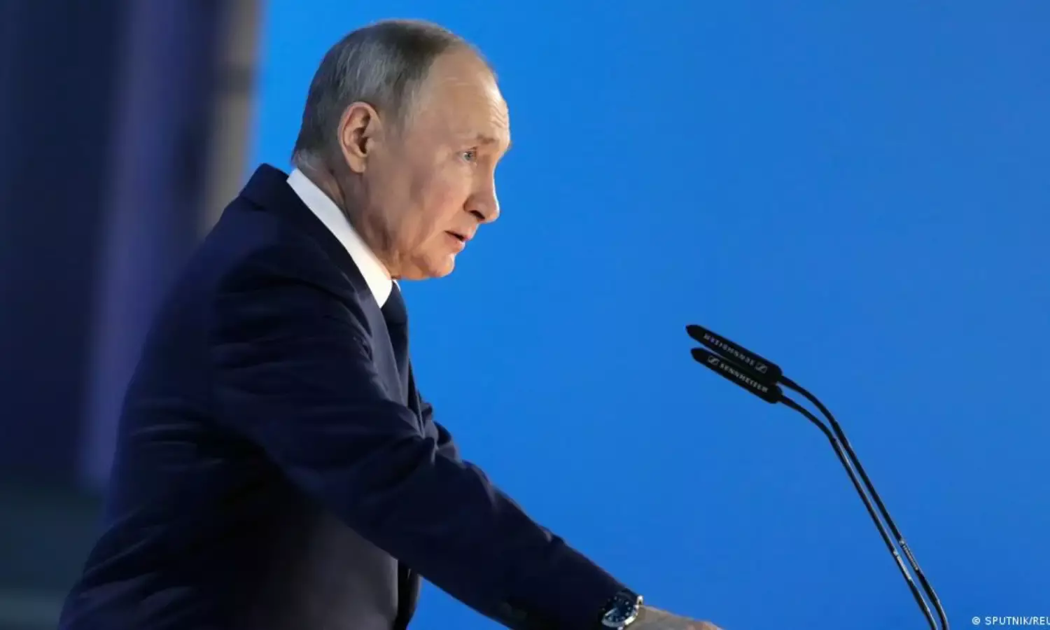 Putin Warns West Against Crossing ‘Red Line’