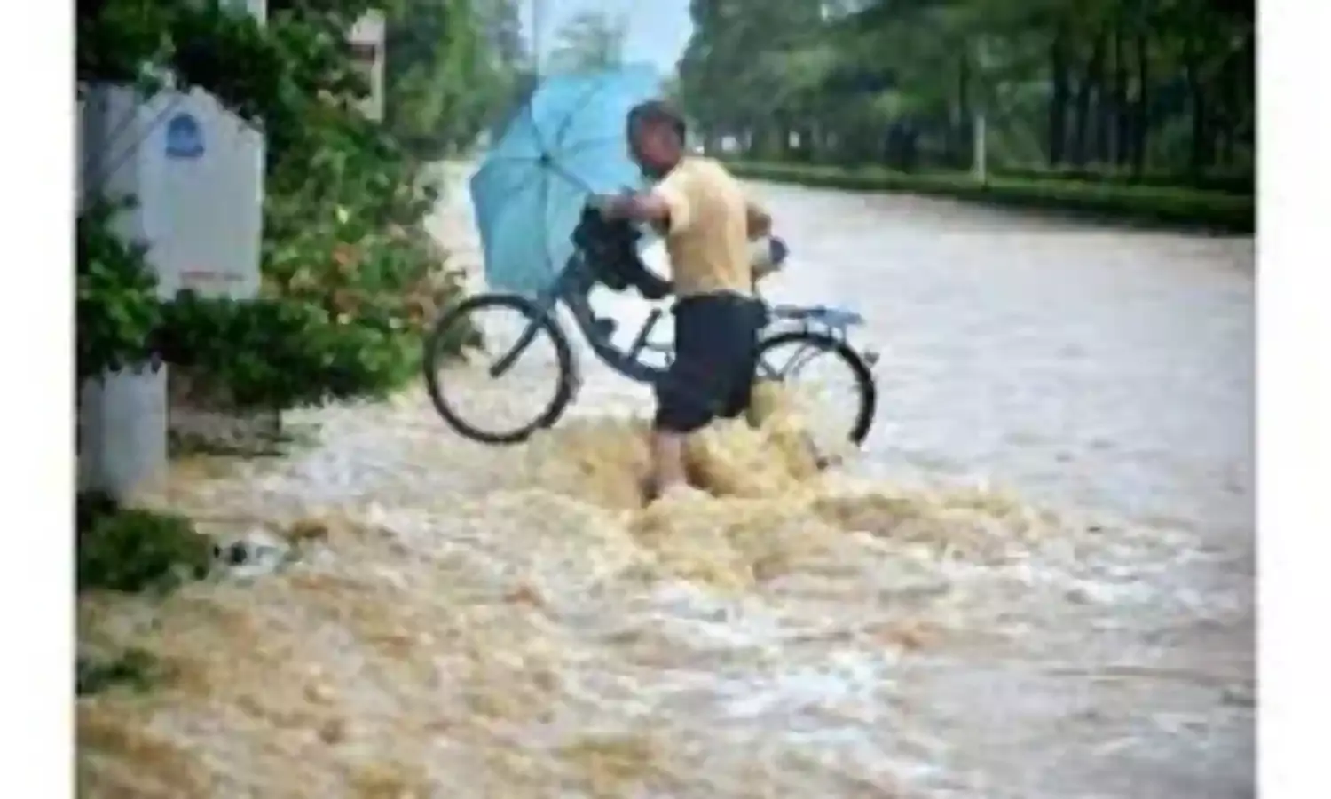 Lupit typhoon: China evacuates 58,000 people from coastal provinces