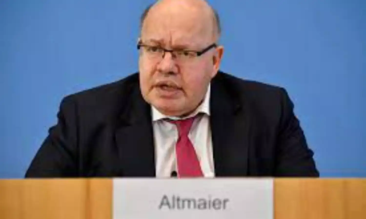 German economy minister backs extending pandemic aid to coys