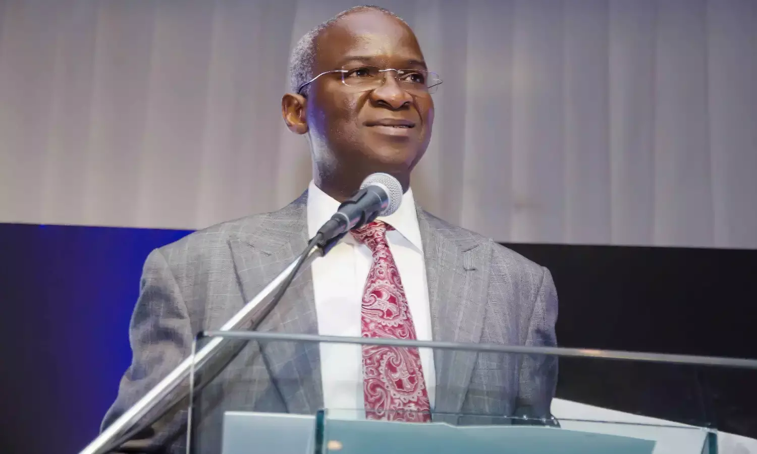 Fashola inaugurates 1.67-km internal roads at Fed. University, Lokoja