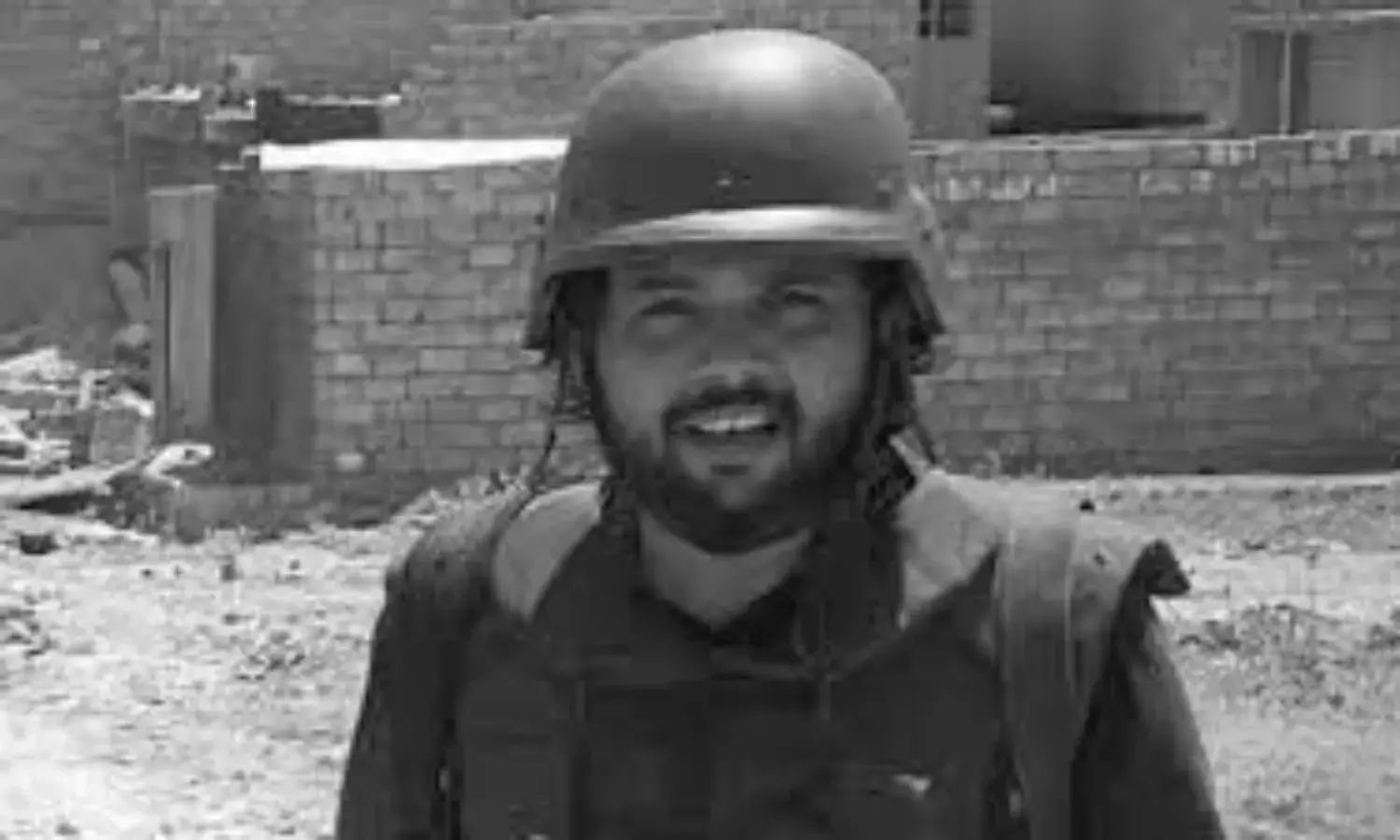 Suspected sniper kills prize-winning Reuters photographer