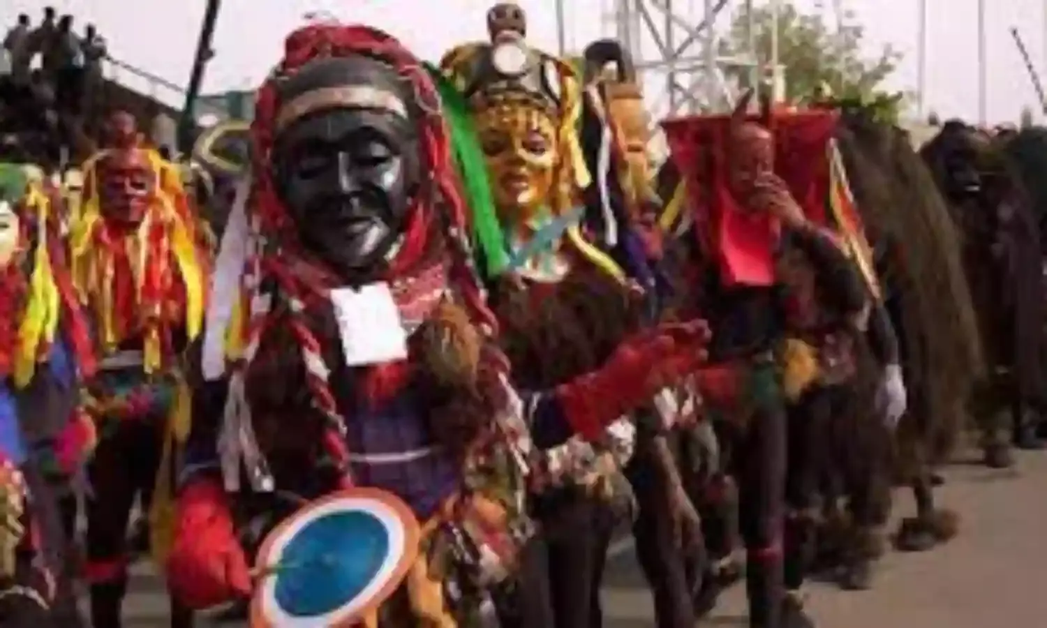 1 killed as masquerade group clashes with worshipers