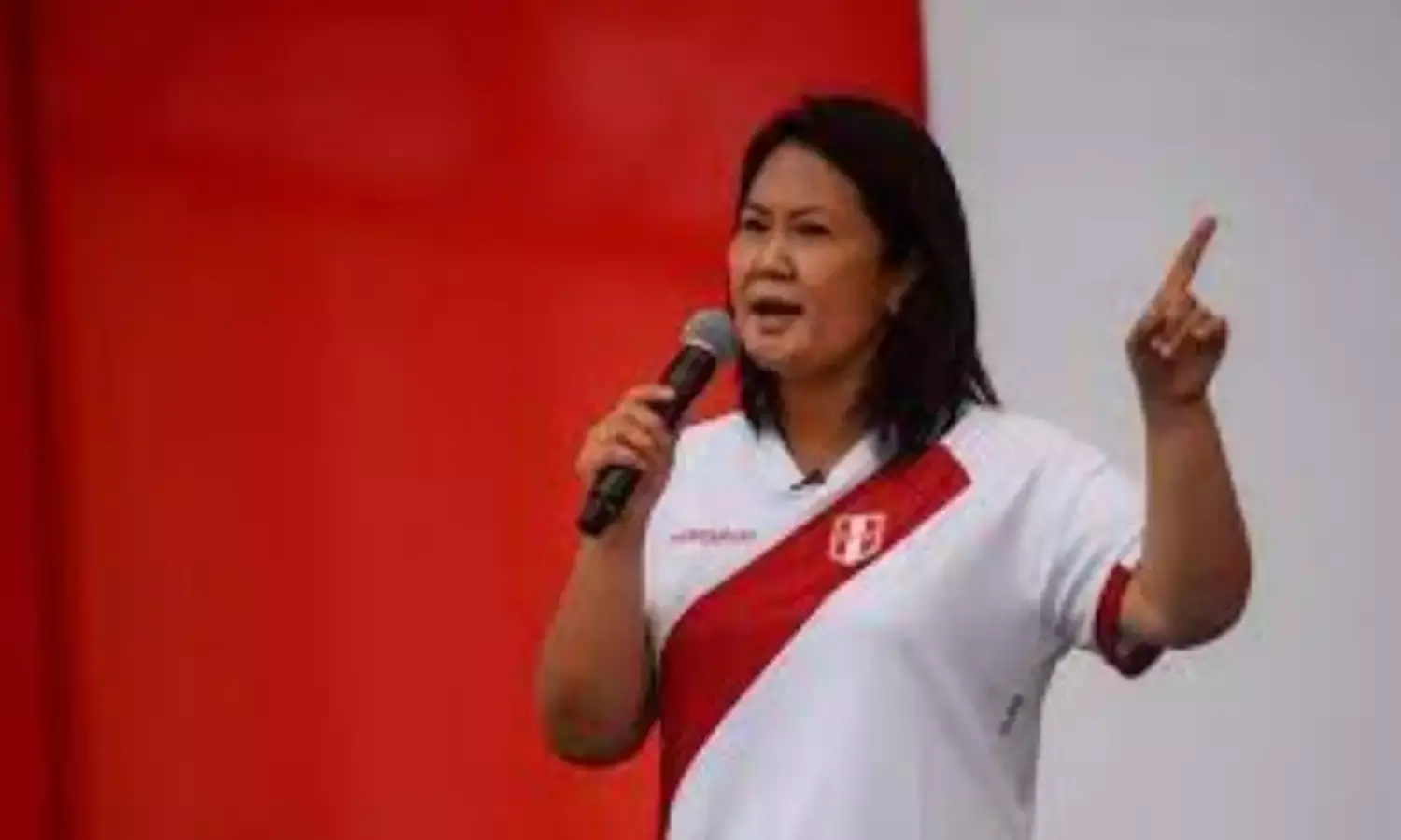 Judge dismisses request to detain presidential hopeful Fujimori