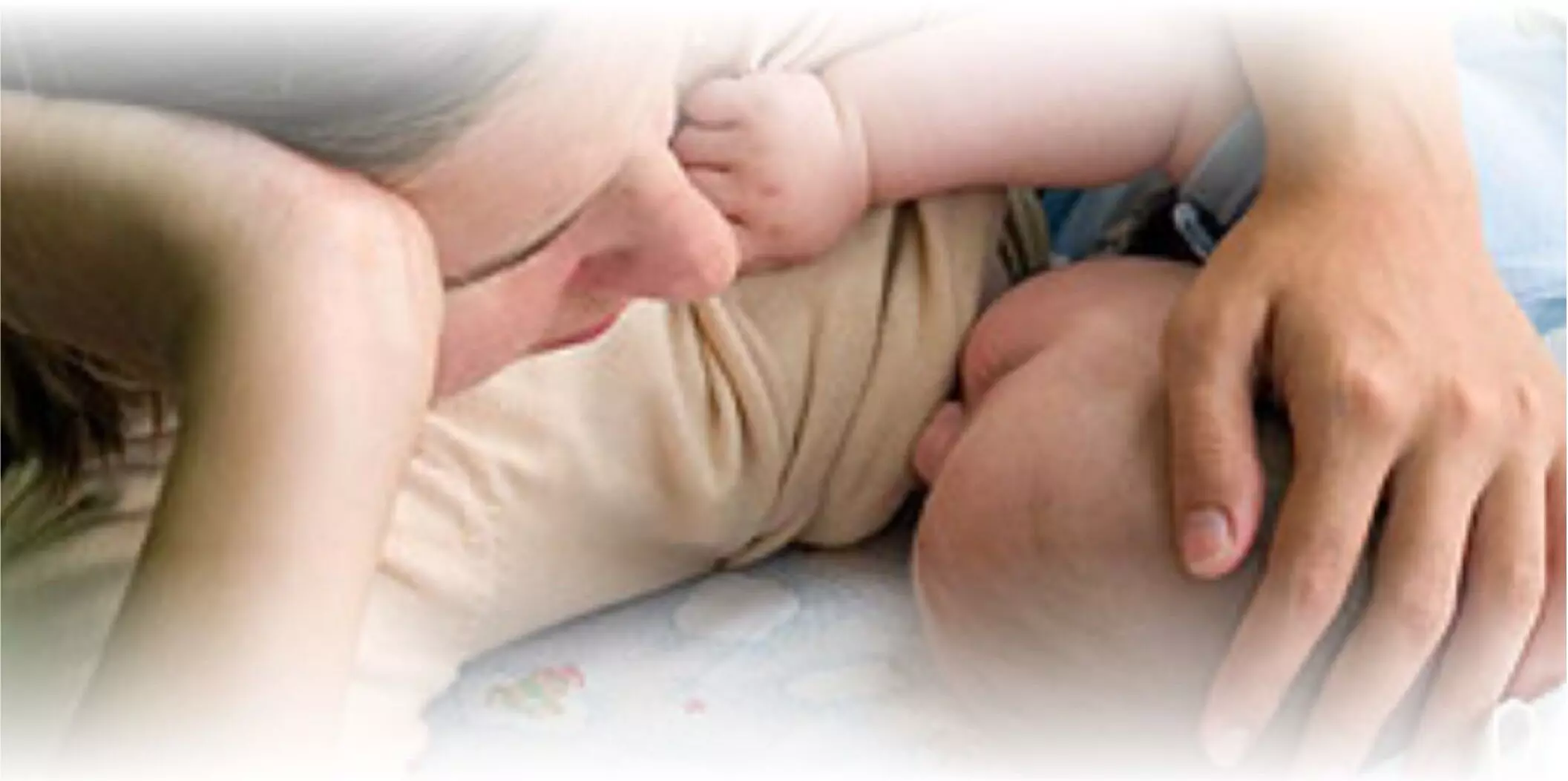 NUTRITIONAL NEEDS WHILE BREASTFEEDING NUTRITIONAL NEEDS WHILE BREASTFEEDING