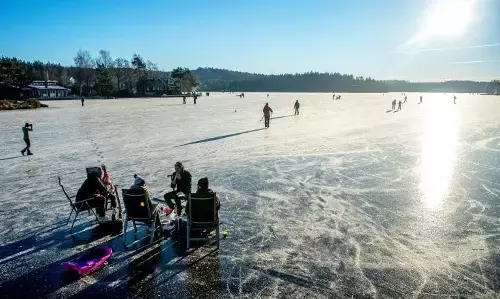 4 Men Die in Frozen Lake in Sweden 4 Men Die in Frozen Lake in Sweden