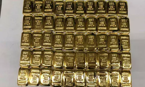 Customs Seizes 17kg gold Bars at Bangladesh Airport Customs Seizes 17kg gold Bars at Bangladesh Airport