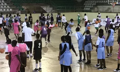 Group Trains 14,000 School Children in Sign Language