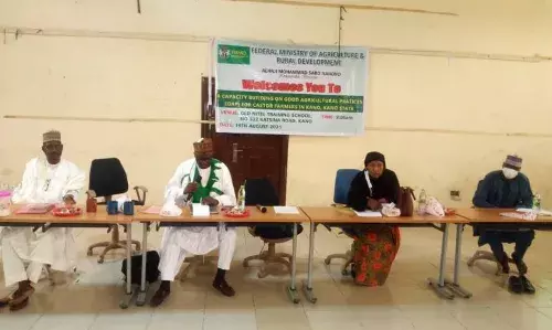 FG trains castor farmers on new production techniques