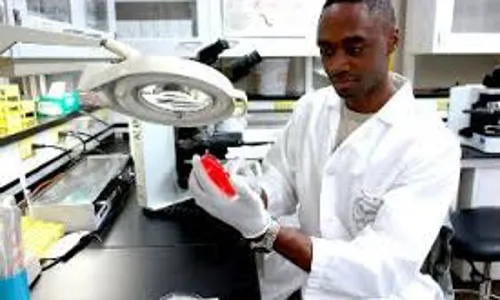 Expert urges lab technicians to embrace improvisation