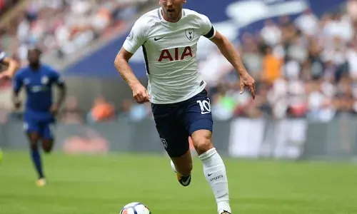 Kane to train with Tottenham