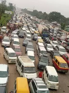 UNIBEN students block highway over N20,000