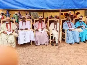 Ekiti traditional rulers lead protest