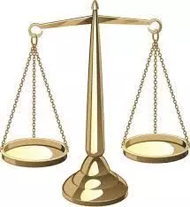 2 security guards arraigned for allegedly stealing drugs