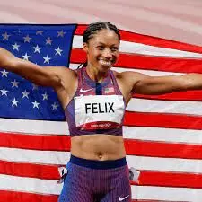 Felix gets relay gold for American record 11th medal