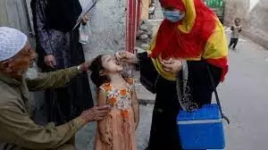 Pakistan launches anti-polio campaign in spite of C0VID-19 threat