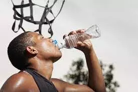 Expert advocates regular drinking of water for body function
