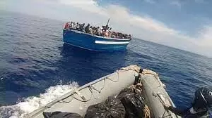 5 die as migrant boat capsizes off Italy’s Lampedusa 5 die as migrant boat capsizes off Italy’s Lampedusa