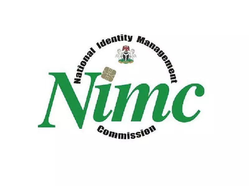 NIN: Applicants stranded as Anambra NIMC office shuts entrance gate NIN: Applicants stranded as Anambra NIMC office shuts entrance gate